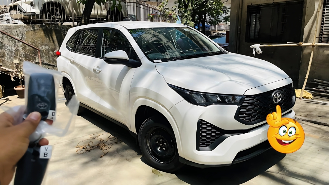 Toyota Innova Hyrcoss